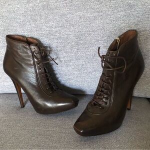 Barbara Bui Elegant Brown Lace-Up Ankle Boots . Size 38,5